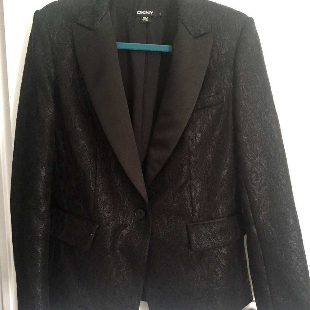DKNY BLACK LACE OVERLAY BLAZER SIZE 10